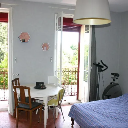 Charming Town House With Private Garden * Toulon